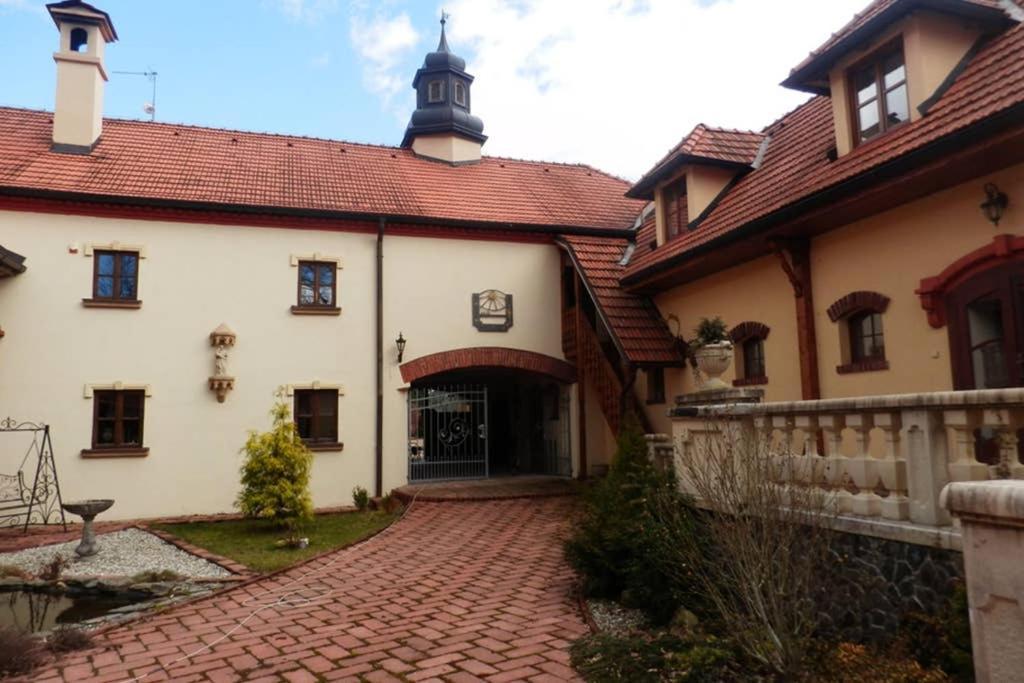 Zamecek Zdiky - Moderni Velky Apartman Bujanov Exterior photo